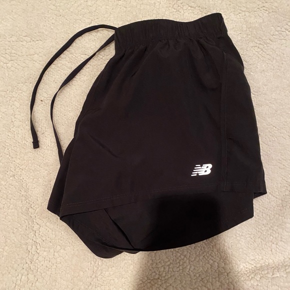 New balance Athletic shorts ☀️ 2 for 15$ ☀️ - Picture 2 of 3